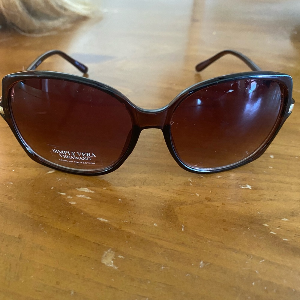 sunglasses - Picture 2 of 3